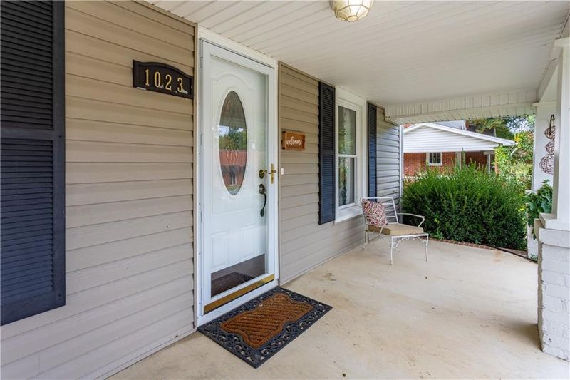 1023 N Main St, Burlington, NC 27217