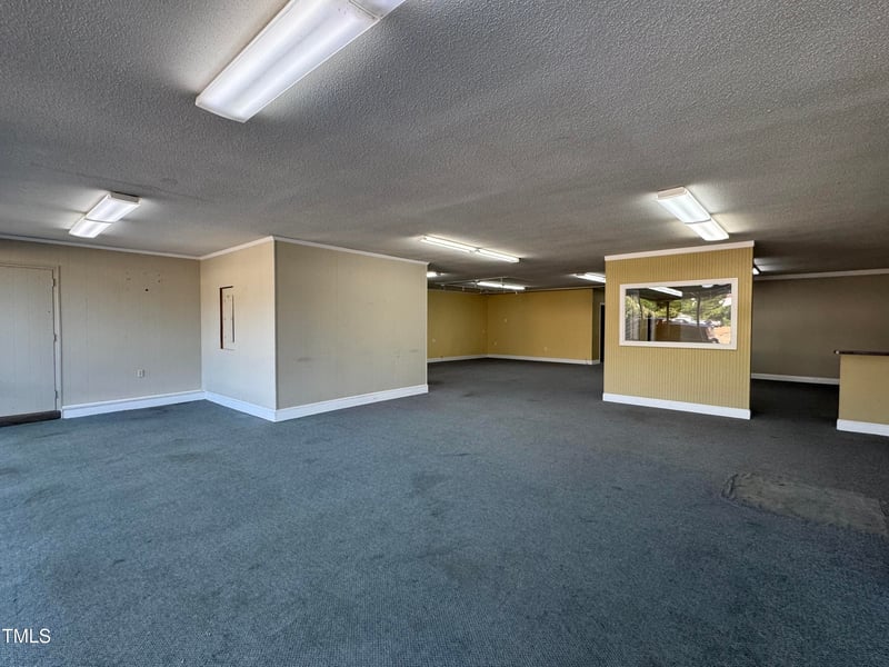 1023 Main St, Lillington, NC 27546