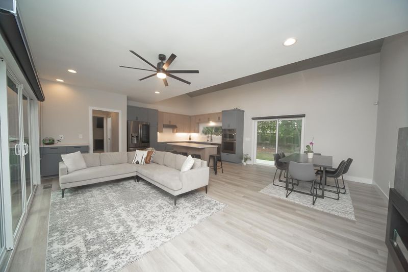 1023 Toad Hollow Ln, Mebane, NC 27302