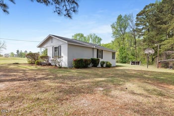 1023 Wade Stephenson Rd, Holly Springs, NC 27540