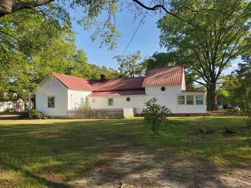 10238 S Walnut St, Middlesex, NC 27557