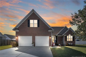 1024 Greenhouse Dr, Hope Mills, NC 28348