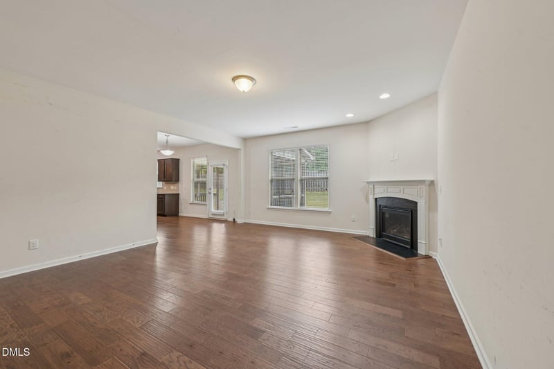 1024 Laredo Ln, Durham, NC 27703