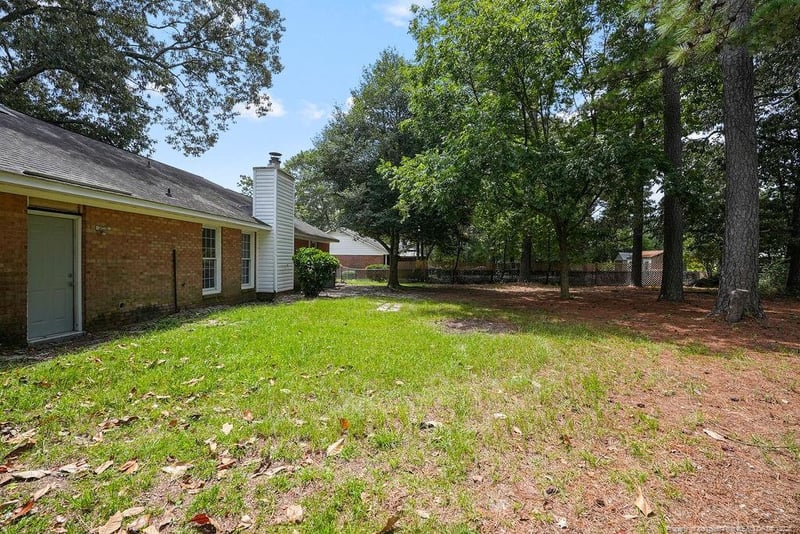 1024 Leslie Dr, Fayetteville, NC 28314