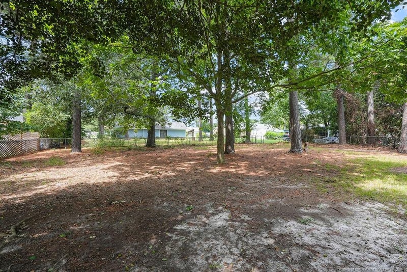 1024 Leslie Dr, Fayetteville, NC 28314