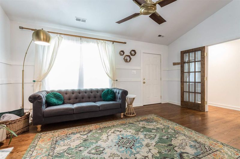 1024 Mills St, Raleigh, NC 27608