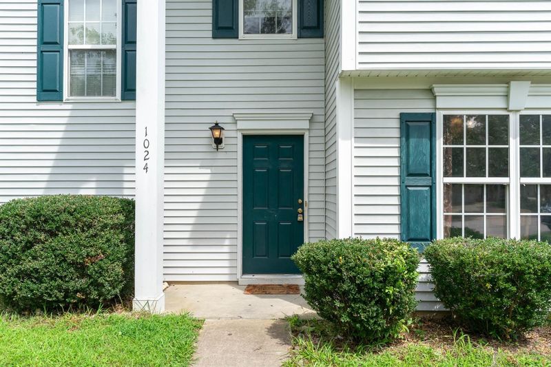 1024 Penncross Dr, Raleigh, NC 27610