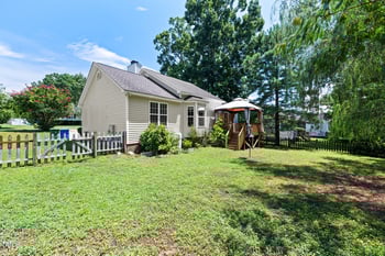 1024 Philwood Ct, Fuquay Varina, NC 27526