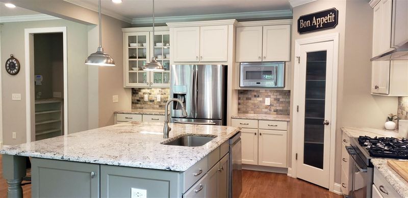 1024 Rose Angel Cir, Wake Forest, NC 27587