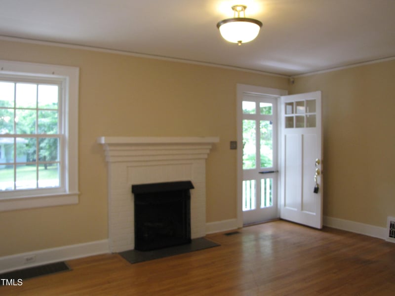 1024 Starlight Dr, Durham, NC 27707