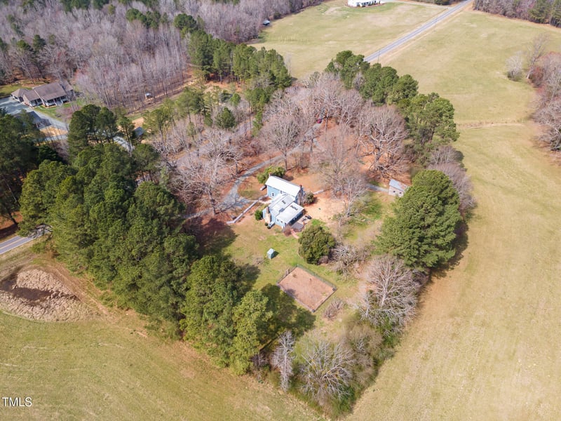 1024 Tobacco Rd, Pittsboro, NC 27312