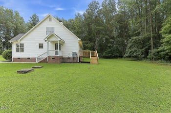 1025 Ashton Hollow Dr, Raleigh, NC 27603
