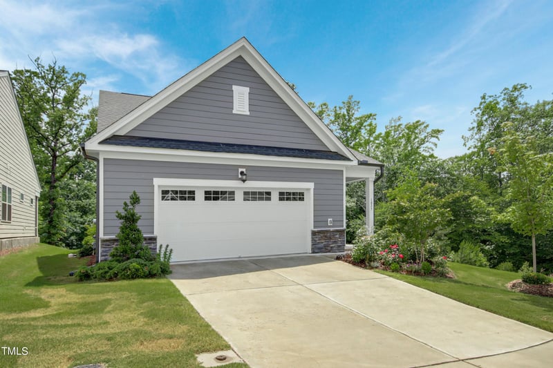1025 Ashton Oak Ct, Durham, NC 27703