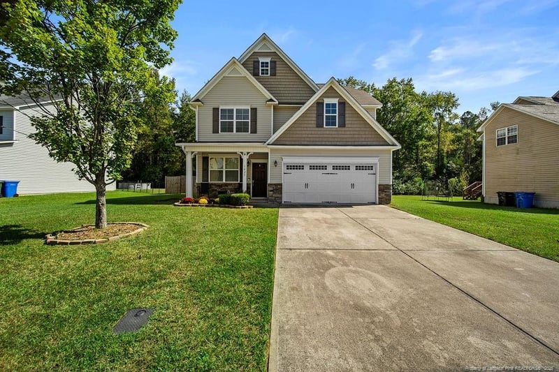 1025 Bombay Dr, Fayetteville, NC 28312