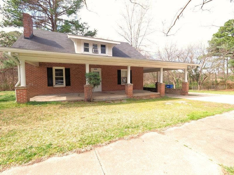 1025 Cross Link Rd, Raleigh, NC 27610