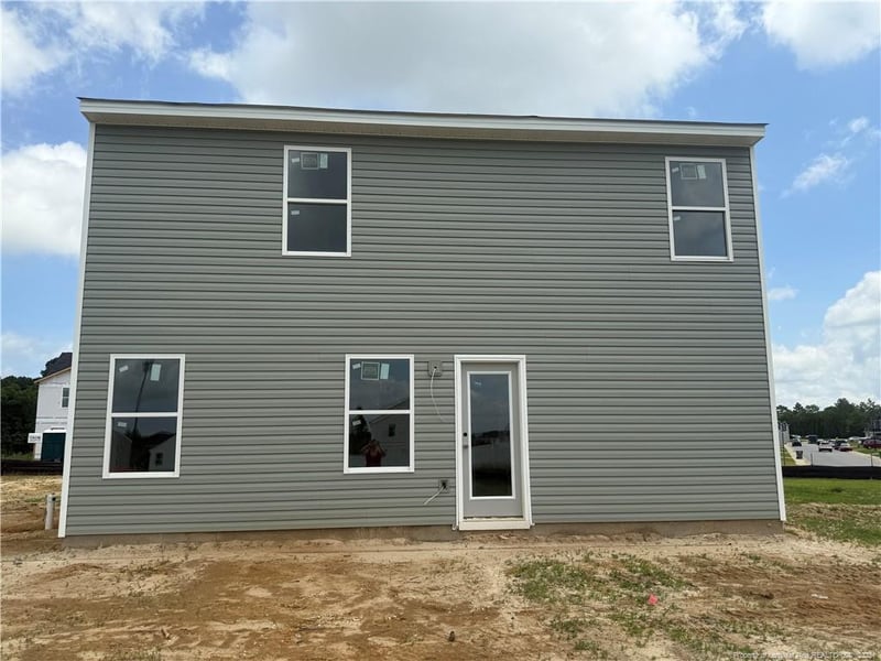 1025 Emerald Stone Loop, Hope Mills, NC 28348