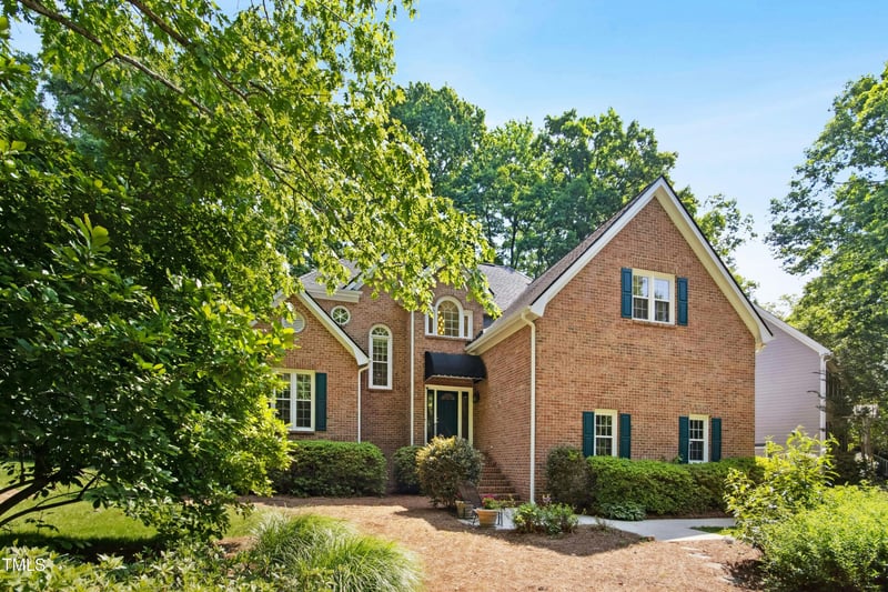 1025 Kingsway Dr, Apex, NC 27502