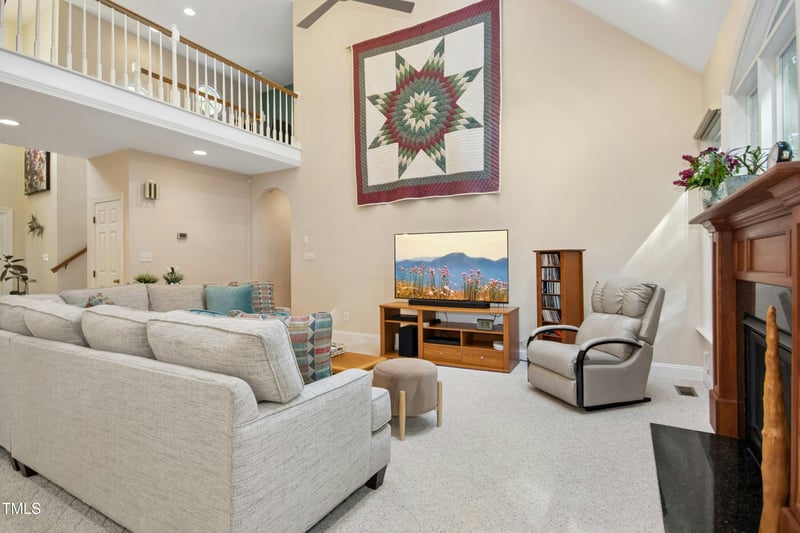 1025 Kingsway Dr, Apex, NC 27502
