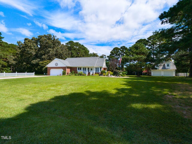 1025 Lake Path Rd, Willow Springs, NC 27592
