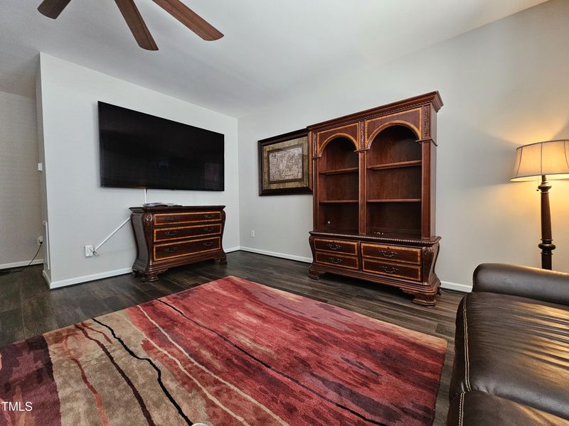 1025 Lathrop Ln, Apex, NC 27523