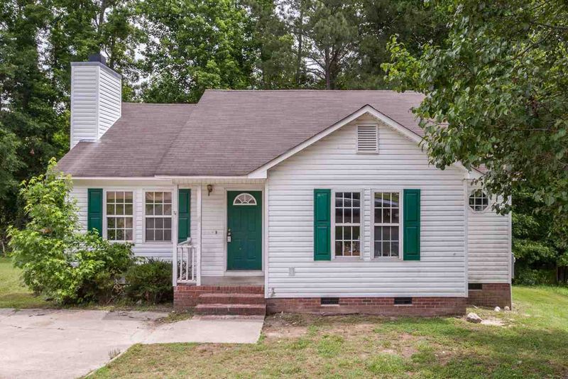 1025 Laurel Leaf Rd, Zebulon, NC 27597