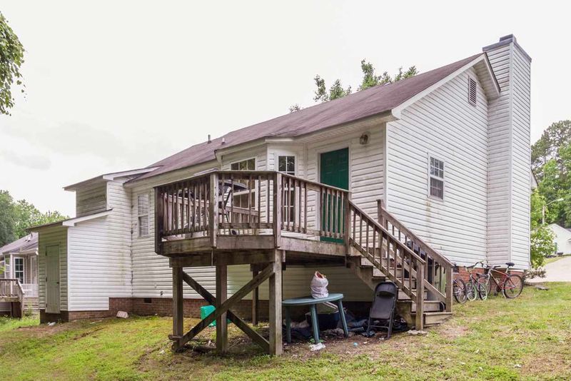 1025 Laurel Leaf Rd, Zebulon, NC 27597