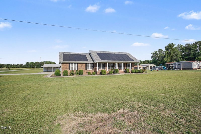 1025 Long Branch Rd, Smithfield, NC 27577
