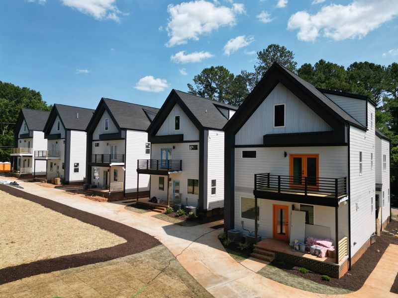 1025 Page St, Raleigh, NC 27610
