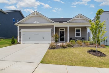 1025 Quindell Dr, Holly Springs, NC 27540