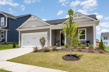 1025 Quindell Dr, Holly Springs, NC 27540