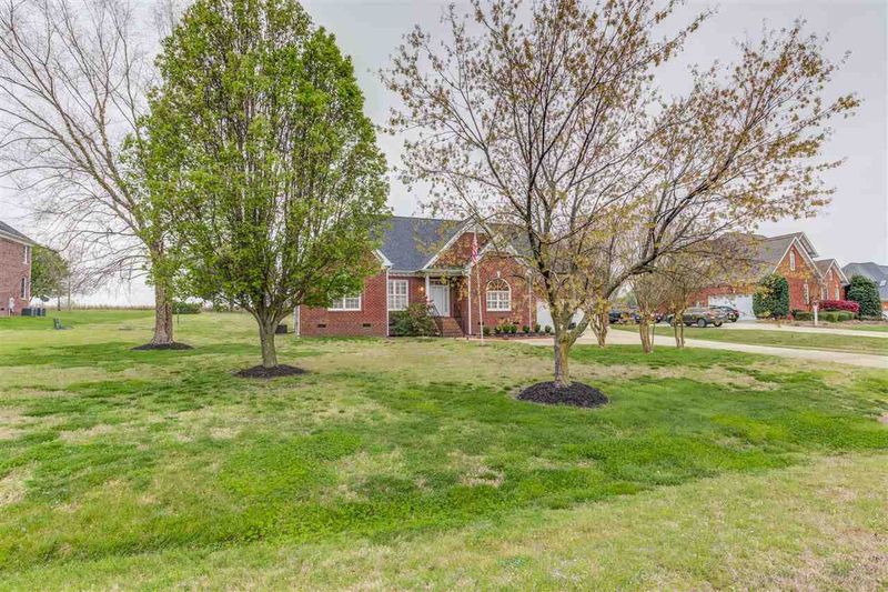 1025 Rolling Farm Dr, Raleigh, NC 27603