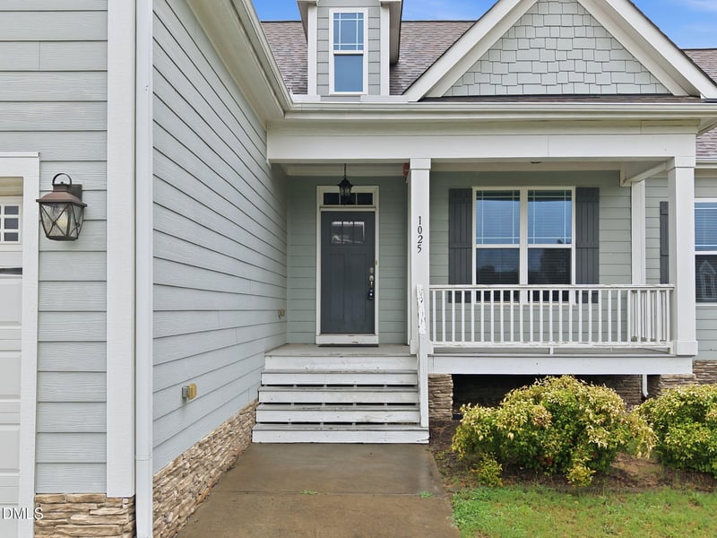 1025 Sky Wave Trl, Raleigh, NC 27603