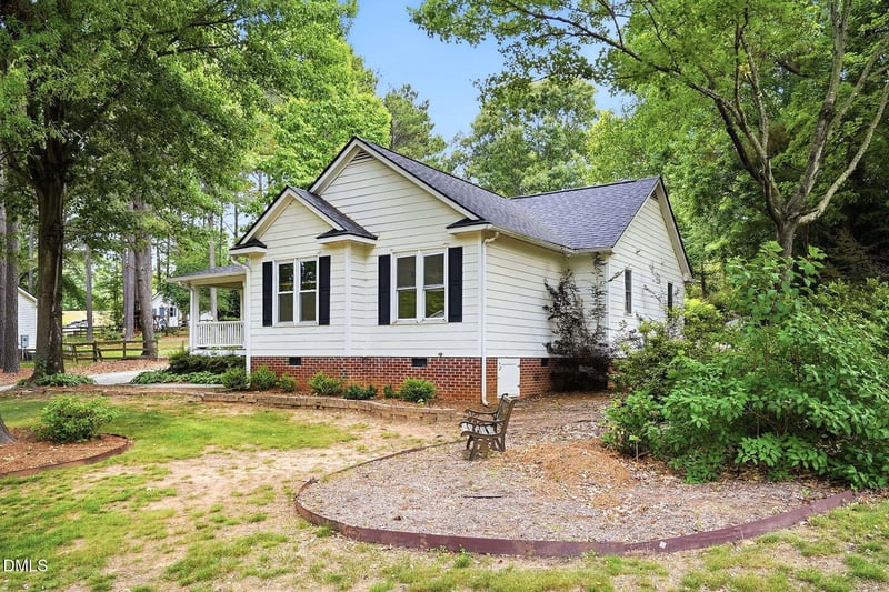 1025 Stonewater Dr, Raleigh, NC 27603
