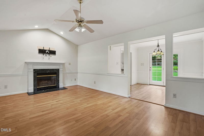 1025 Stonewater Dr, Raleigh, NC 27603