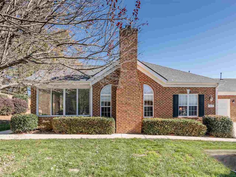 1025 Thistle Briar Pl #1025, Cary, NC 27511