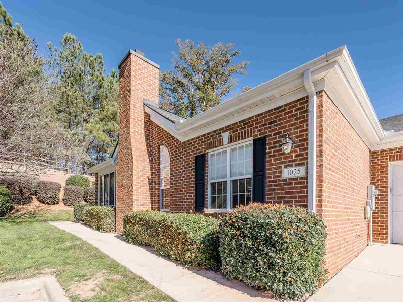 1025 Thistle Briar Pl #1025, Cary, NC 27511