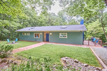 1026 Highland Woods Rd, Chapel Hill, NC 27517