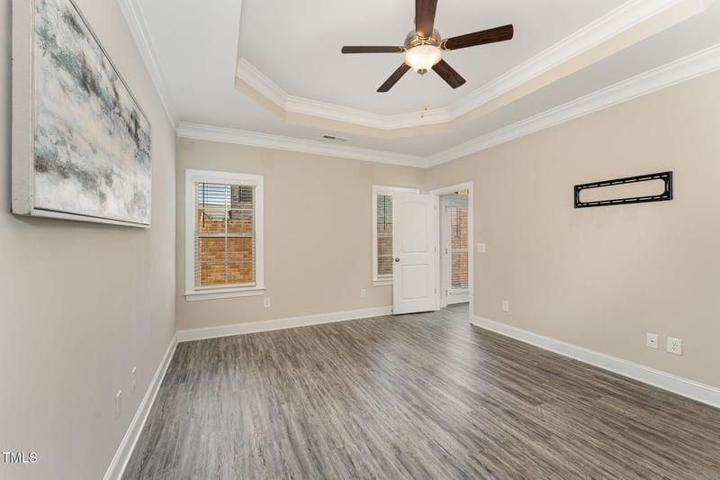 1027 Beechcraft Dr, Mebane, NC 27302