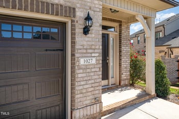 1027 Beechcraft Dr, Mebane, NC 27302