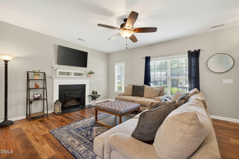 1027 Bridlemine Dr, Fuquay Varina, NC 27526