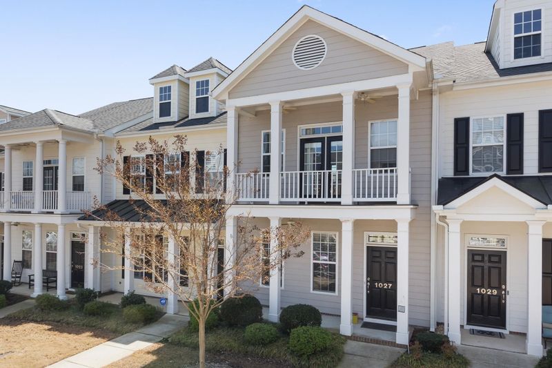 1027 Christopher Dr, Chapel Hill, NC 27517