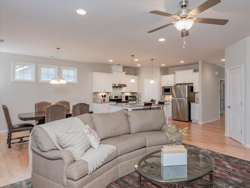1027 Cuthbert Ln, Durham, NC 27703