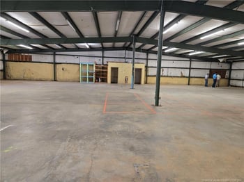 1027 Pamalee Dr, Fayetteville, NC 28303