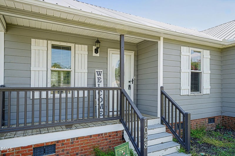 1028 Forest Glen Dr, Raleigh, NC 27603