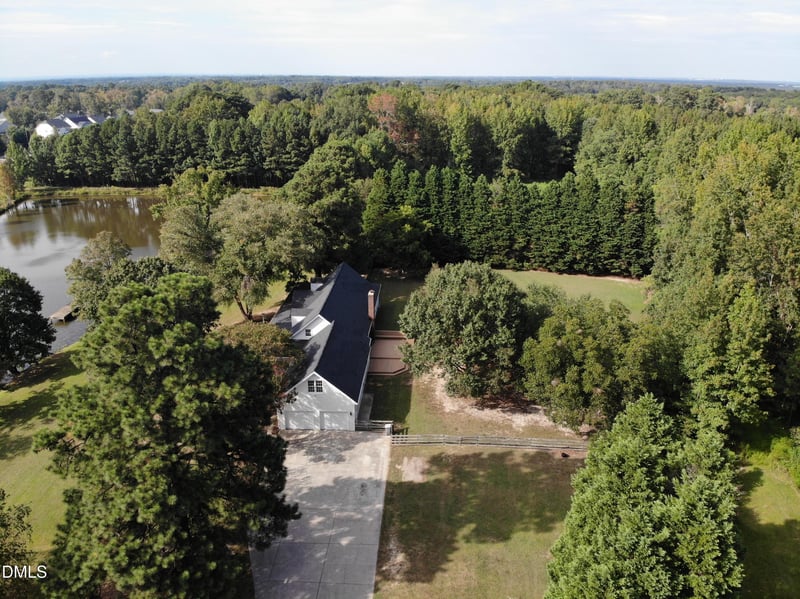 1028 Holt Rd, Apex, NC 27523