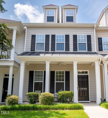 1028 Philpott Dr, Chapel Hill, NC 27517