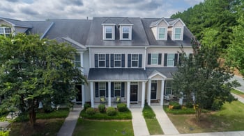 1028 Philpott Dr, Chapel Hill, NC 27517
