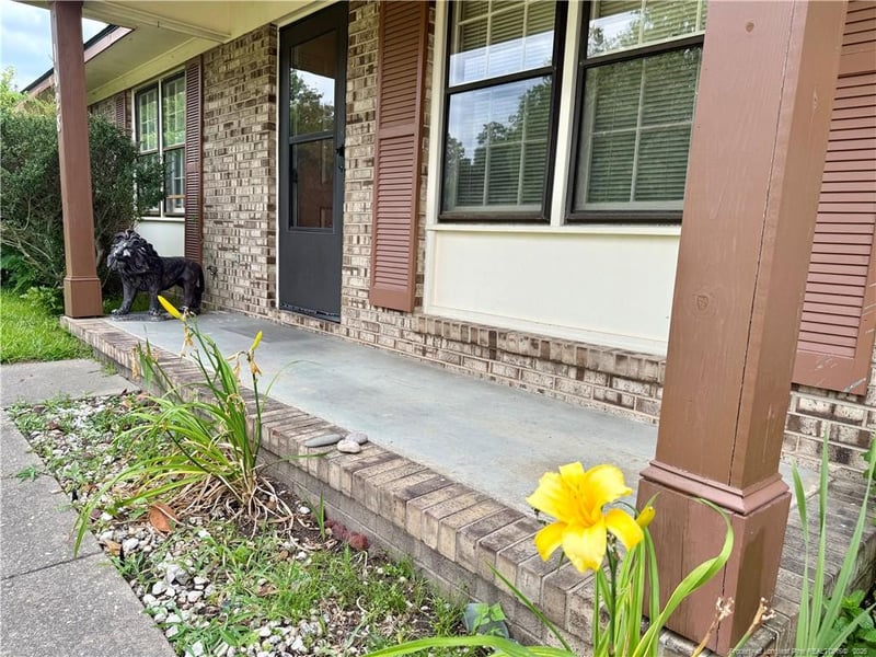 1028 Quailwood Dr, Fayetteville, NC 28314
