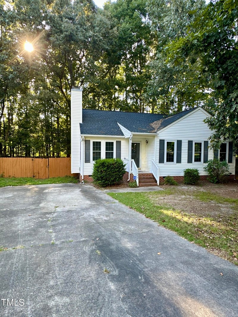 1028 Roundtable Ct, Knightdale, NC 27545
