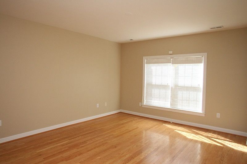 1028 Thistle Briar Pl #1028, Cary, NC 27511